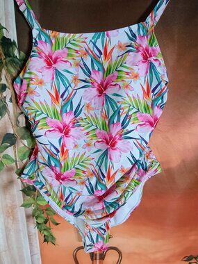 EUC Catherine Malandrino Sz XL Pink Tropical Floral One Piece Swimsuit Hibiscus